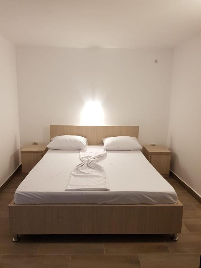Evana House Costinesti Esterno foto