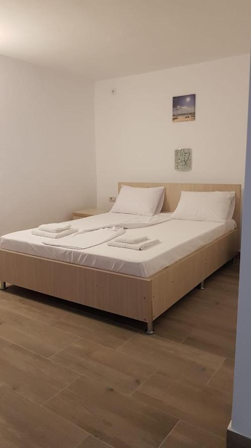 Evana House Costinesti Esterno foto