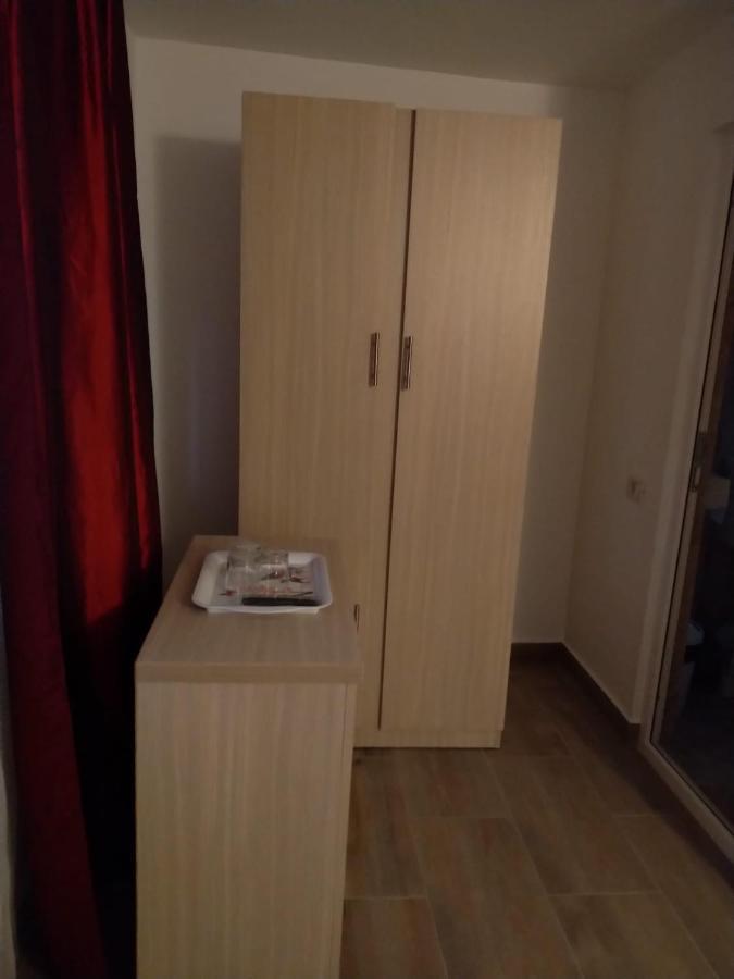 Evana House Costinesti Esterno foto