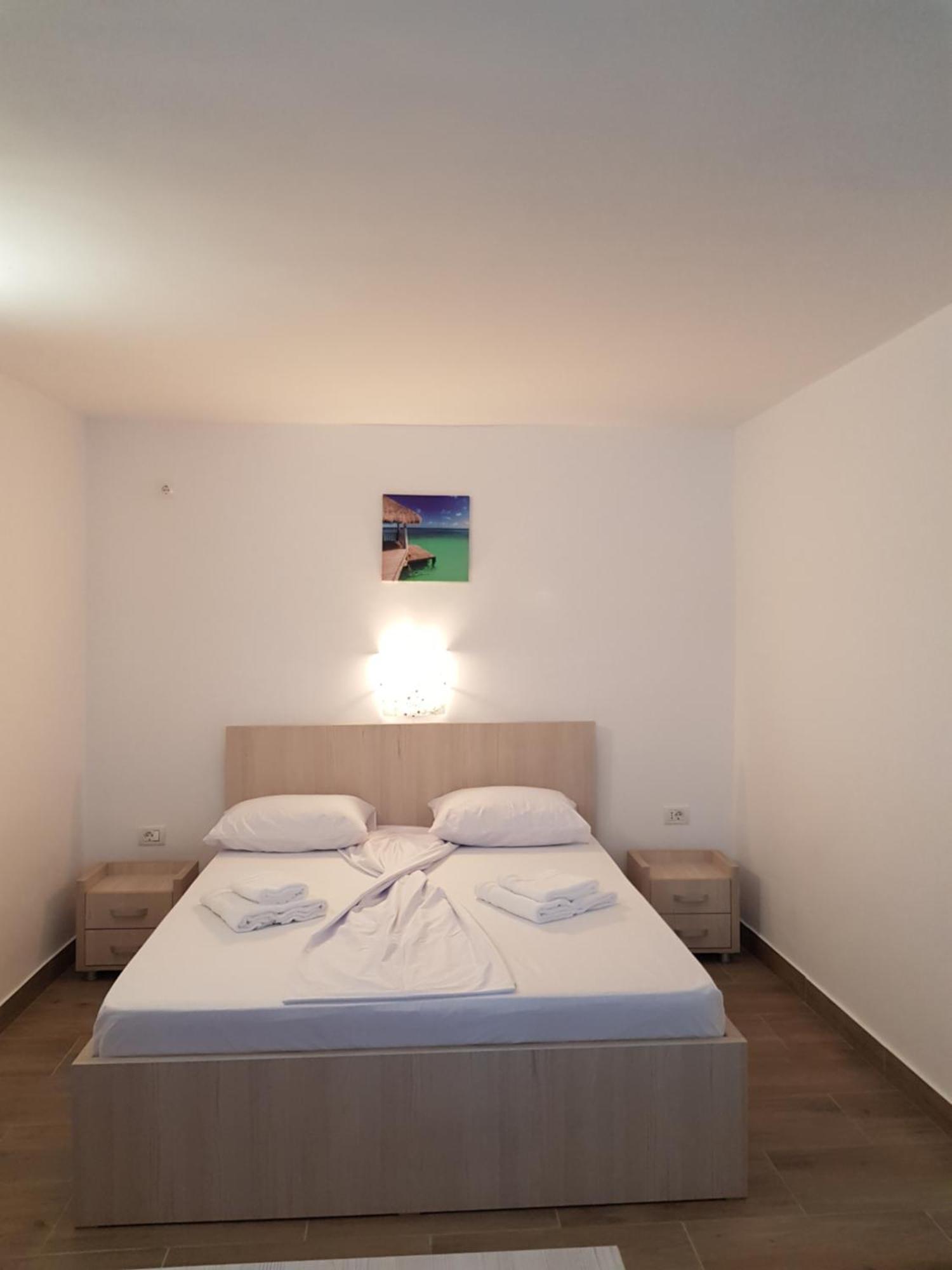 Evana House Costinesti Esterno foto