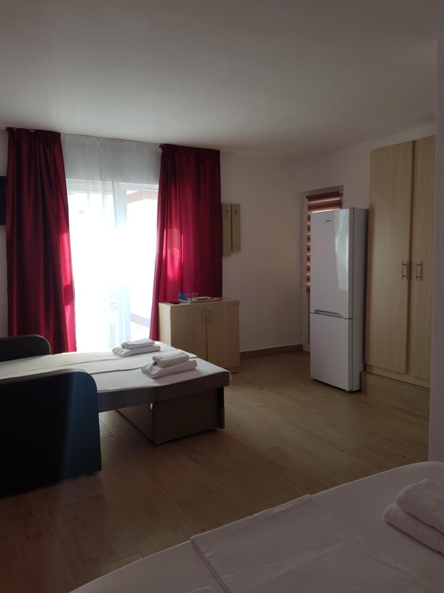 Evana House Costinesti Esterno foto